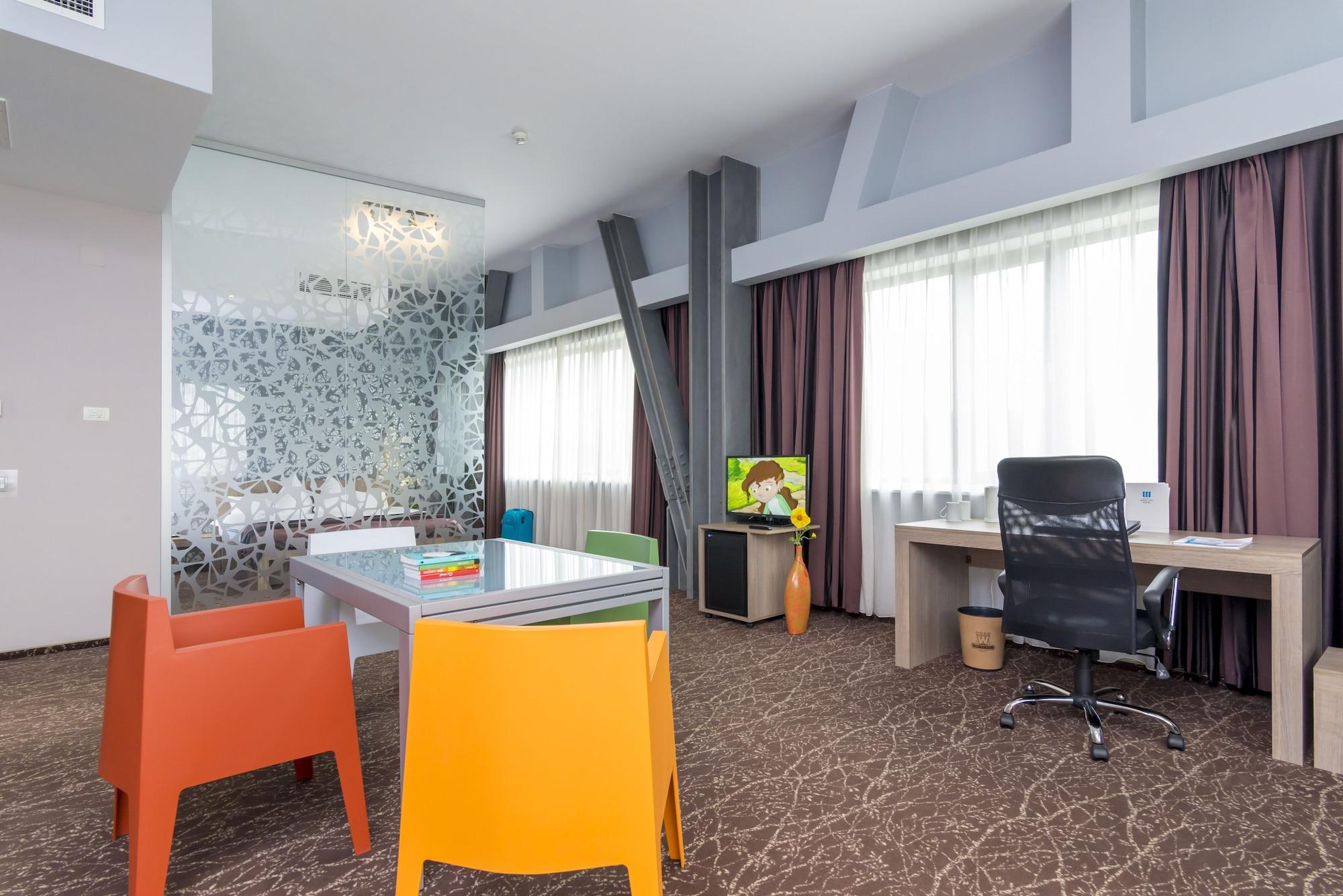 West City Hotel ฟลอเรชติ ภายนอก รูปภาพ