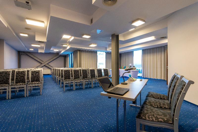 West City Hotel ฟลอเรชติ ภายนอก รูปภาพ
